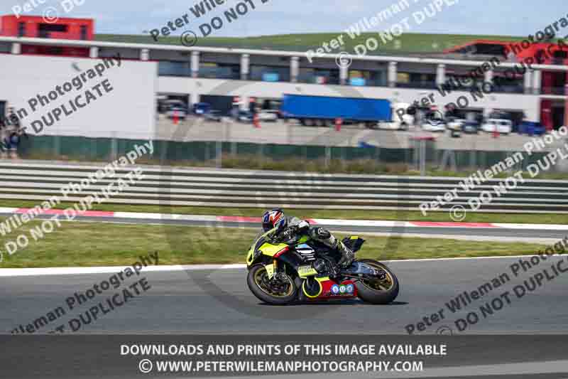 cadwell no limits trackday;cadwell park;cadwell park photographs;cadwell trackday photographs;enduro digital images;event digital images;eventdigitalimages;navarra;no limits trackdays;peter wileman photography;racing digital images;trackday digital images;trackday photos